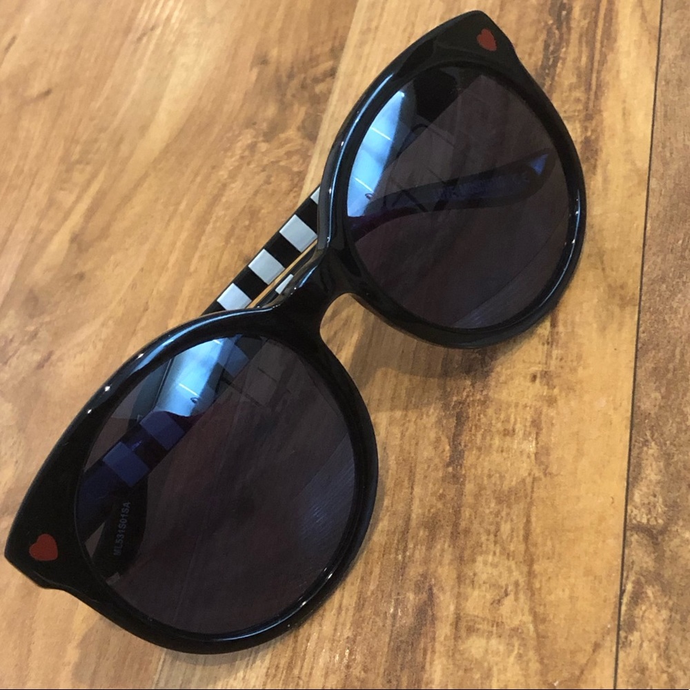 Moschino black glasses